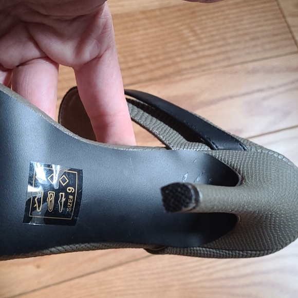 Brand new   Bebe slip on stiletto sz 9 - Picture 6 of 6